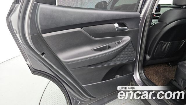 Hyundai Santafe 2022 — photo 15