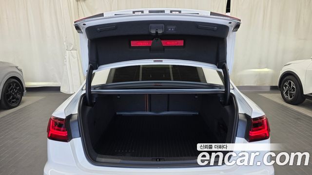 Audi A6 2016 — photo 20