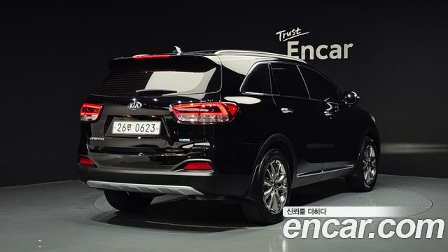 Kia Sorento 2016 — photo 2
