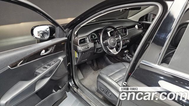 Kia Sorento 2016 — photo 11