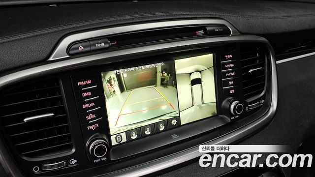 Kia Sorento 2016 — photo 16