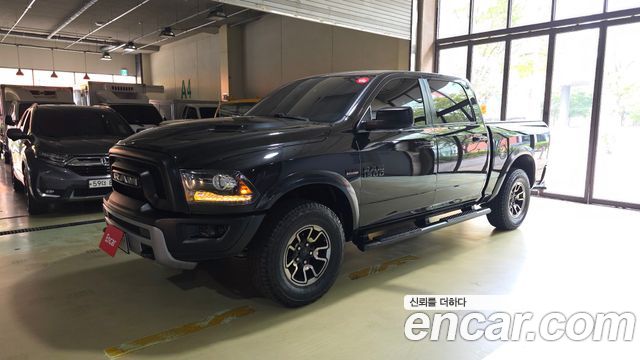 Dodge Ram Pick Up 2017 — photo 1