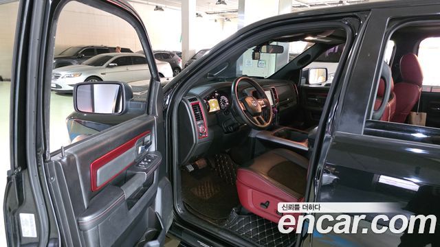 Dodge Ram Pick Up 2017 — photo 10