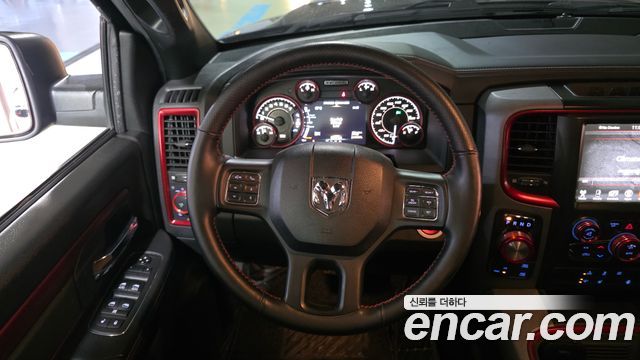 Dodge Ram Pick Up 2017 — photo 13