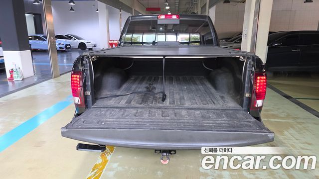 Dodge Ram Pick Up 2017 — photo 20