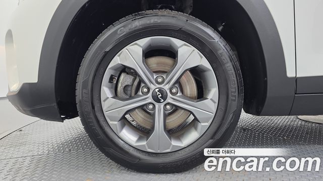 Kia Seltos 2023 — photo 5