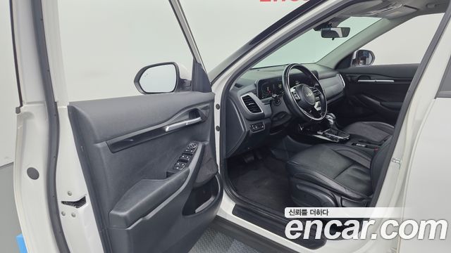 Kia Seltos 2023 — photo 13