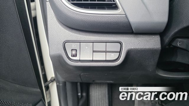 Kia Seltos 2023 — photo 24