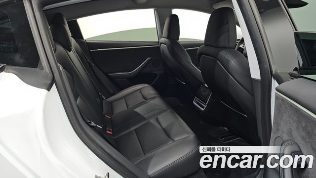 Tesla Model 3 2024 — photo 18