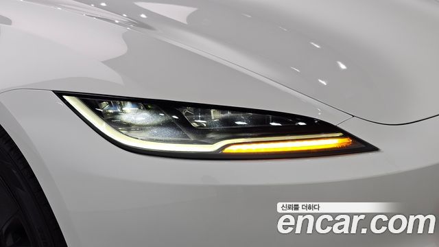 Tesla Model 3 2024 — photo 8