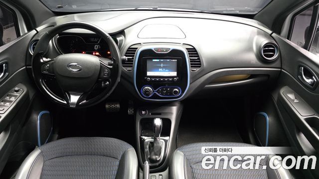 Renault Korea QM3 2017 — photo 7