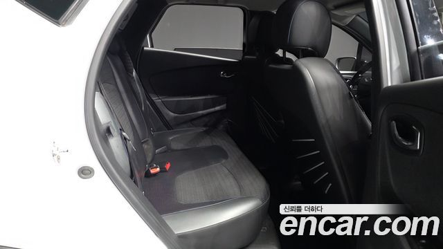 Renault Korea QM3 2017 — photo 12