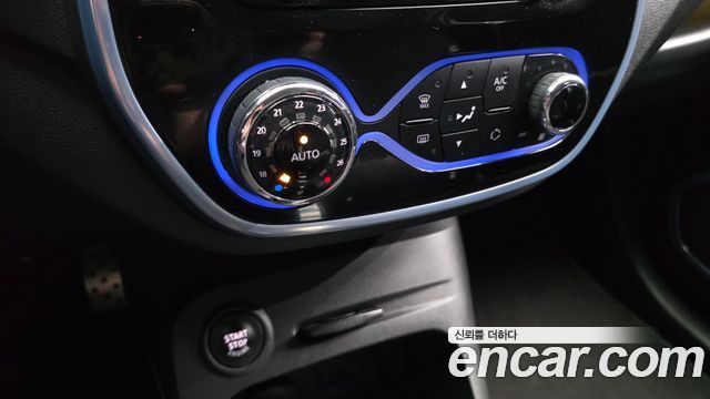 Renault Korea QM3 2017 — photo 16