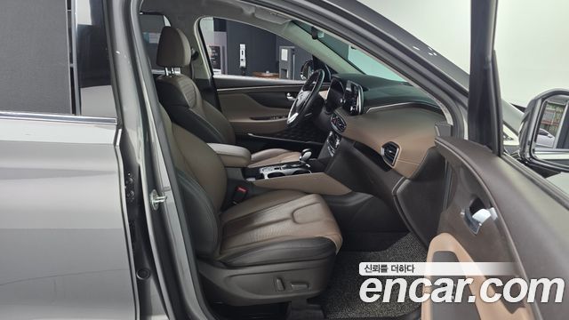 Hyundai Santafe 2020 — photo 17