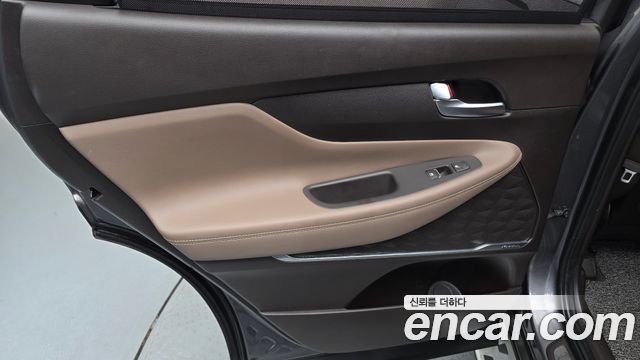 Hyundai Santafe 2020 — photo 15