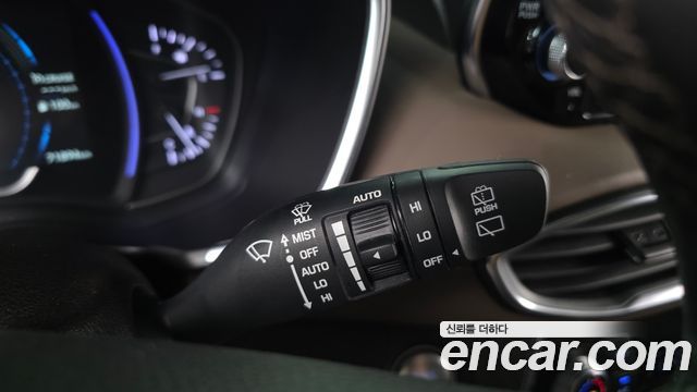 Hyundai Santafe 2020 — photo 27