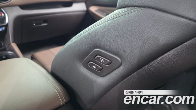 Hyundai Santafe 2020 — photo 28