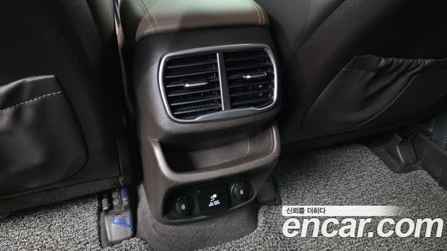 Hyundai Santafe 2020 — photo 35