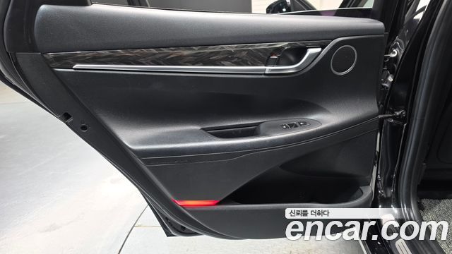 Hyundai Grandeur 2018 — photo 15