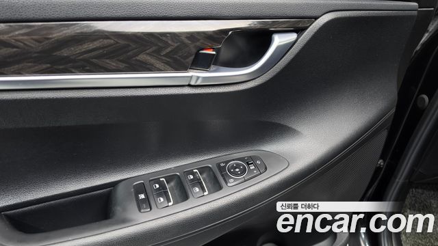 Hyundai Grandeur 2018 — photo 28