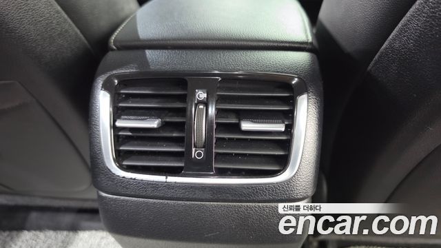 Hyundai Grandeur 2018 — photo 30