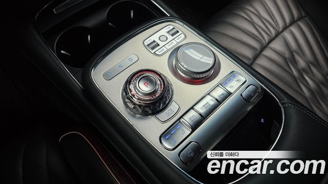 Genesis G90 2022 — photo 12