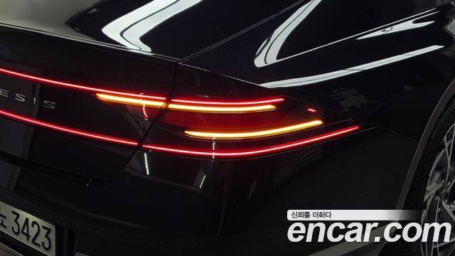 Genesis G90 2022 — photo 9