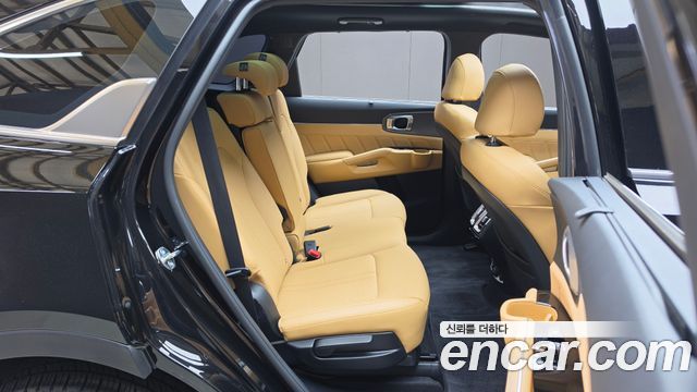 Kia Sorento 2023 — photo 17