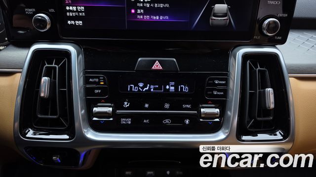 Kia Sorento 2023 — photo 24
