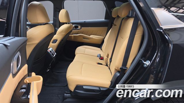 Kia Sorento 2023 — photo 16