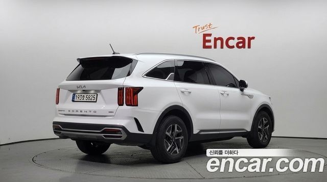 Kia Sorento 2023 — photo 2