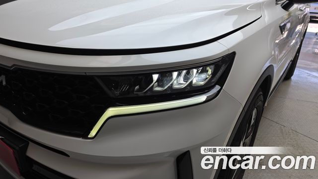 Kia Sorento 2023 — photo 8