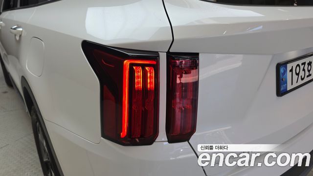 Kia Sorento 2023 — photo 9
