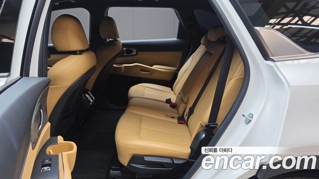 Kia Sorento 2023 — photo 16