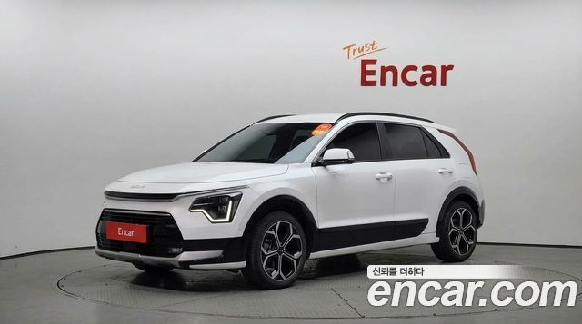 Kia Niro 2022 — photo 1