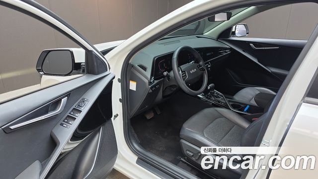 Kia Niro 2022 — photo 13