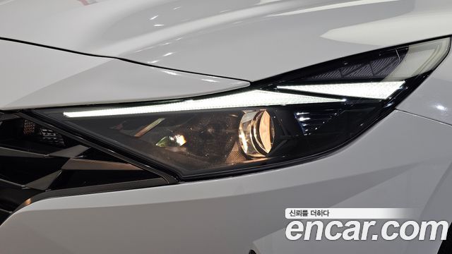 Hyundai AVANTE 2021 — photo 8
