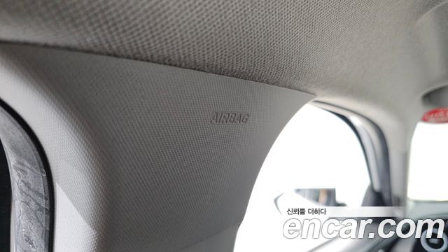 Hyundai AVANTE 2021 — photo 29