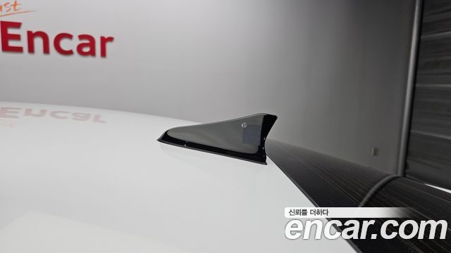 Hyundai AVANTE 2021 — photo 30