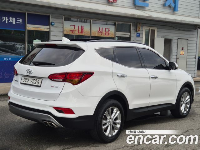 Hyundai Santafe 2017 — photo 2
