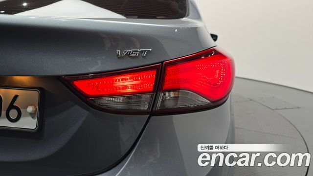 Hyundai AVANTE 2015 — photo 9