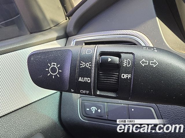 Hyundai Sonata 2016 — photo 13