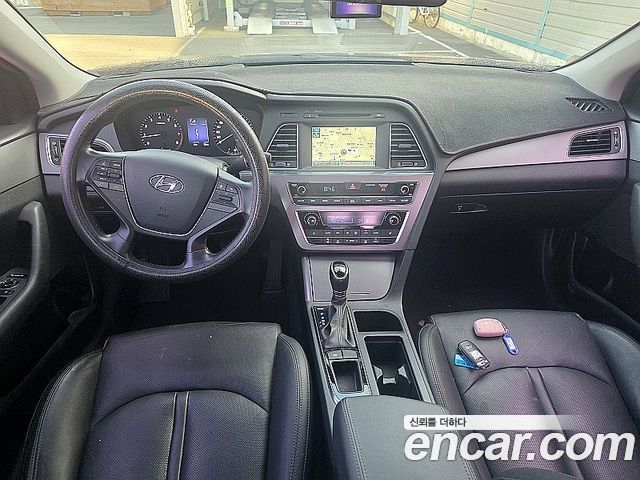Hyundai Sonata 2016 — photo 18