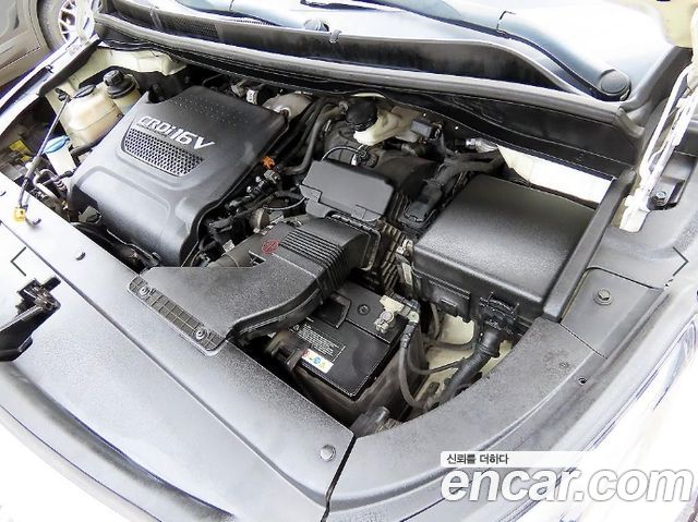 Kia Canival 2015 — photo 19
