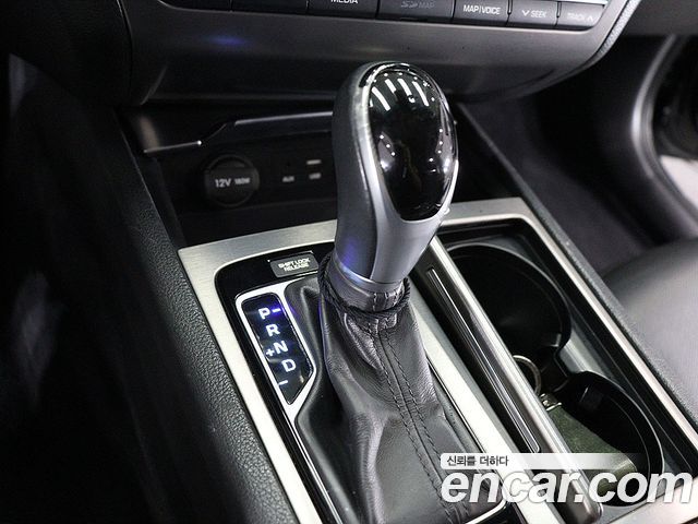 Hyundai Genesis 2014 — photo 8