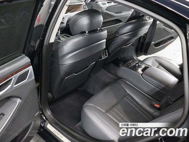 Hyundai Genesis 2014 — photo 15