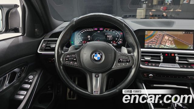BMW 3-Series 2022 — photo 13