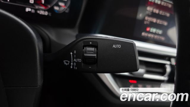 BMW 3-Series 2022 — photo 16
