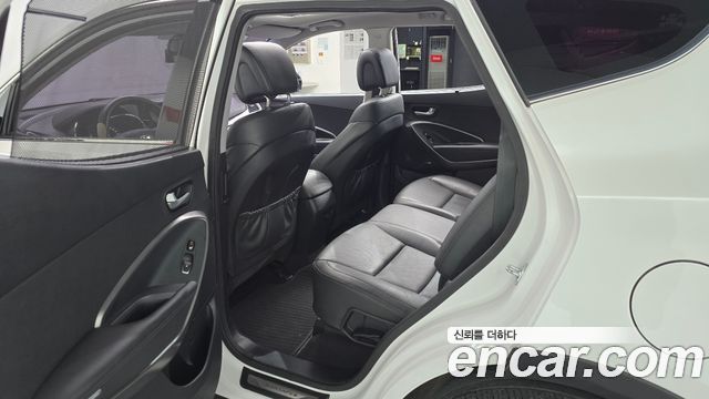 Hyundai Santafe 2015 — photo 11