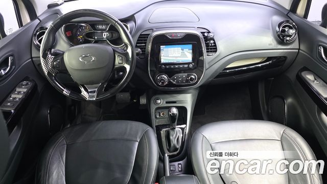 Renault Korea QM3 2016 — photo 10